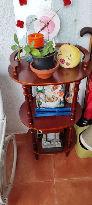 Mesita auxiliar vintage de madera