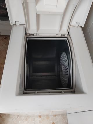 Secadora Candy CST 90.