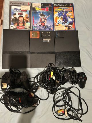 Consola PlayStation 2 (PS2) + 3 Juegos

