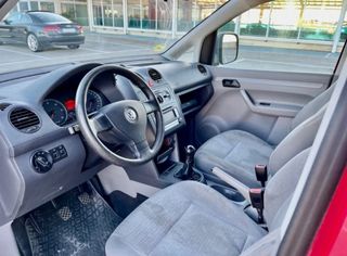 Volkswagen Caddy 2010