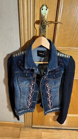 Cazadora vaquera Desigual Talla 36