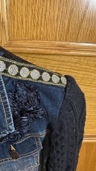 Cazadora vaquera Desigual Talla 36