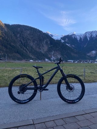 Bicicleta MTB Trek Remedy 8