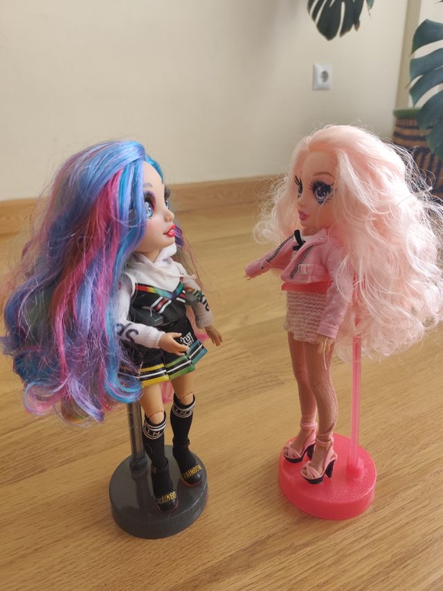 2 Muñecas Rainbow High. Bella Parker y Amaya Raine