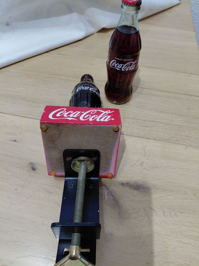 Apribottiglie per bar