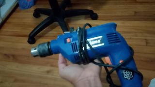 Taladro Agoyama y Lijadora Bosch