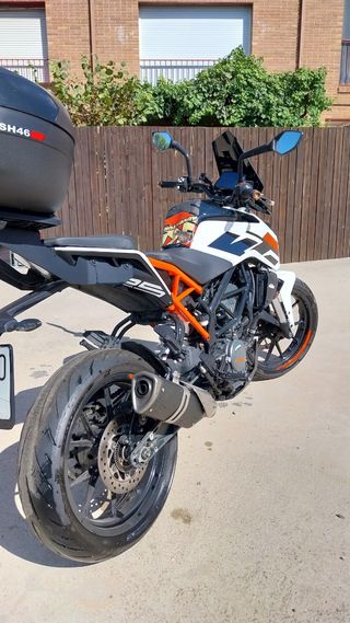 KTM Duke 125