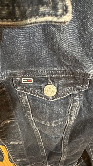 Cazadora vaquera Tommy Jeans Talla XS