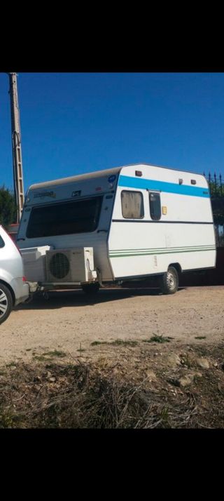 Caravana de menos de 750kl
Con avanace completo 