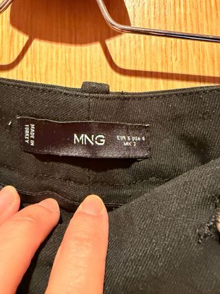 Pantalones negros de vestir