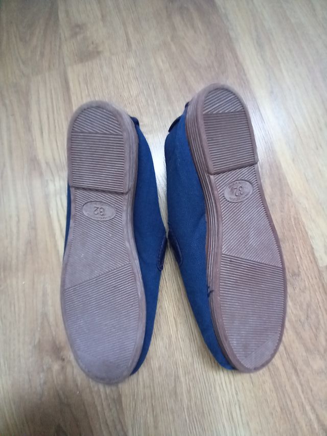 Zapatillas gimnasia niño azul marino t32