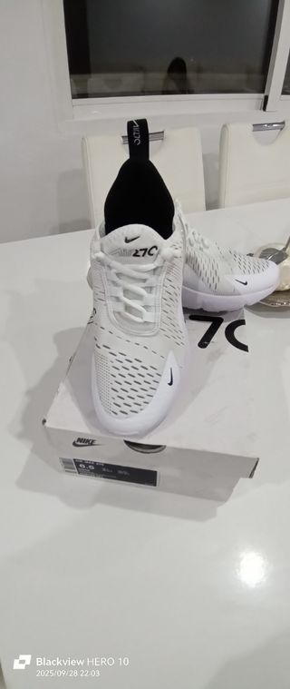 Nike Air Max 270 Talla 37.5