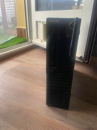 Torre Ordenador Lenovo Negra