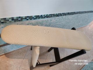 Silla elegante qué se transforma en tabla plancha