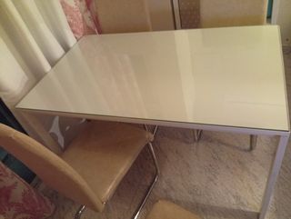 Mesa comedor 175x75+ 4 sillas