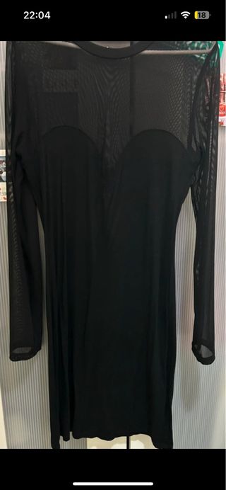 Vestido negro elegante manga larga