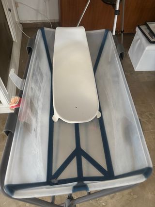 Bañera Stokke con soporte
