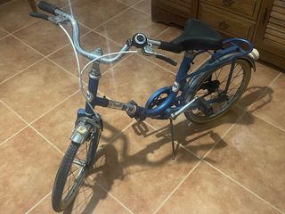 Bicicleta BH plegable azul