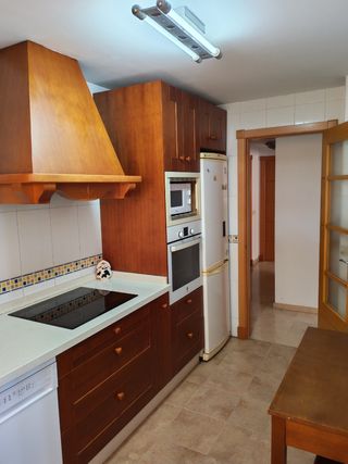 Habitación en piso compartido para chica
