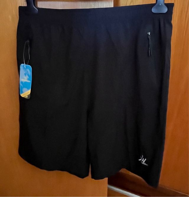 Pantalones cortos deportivos negros