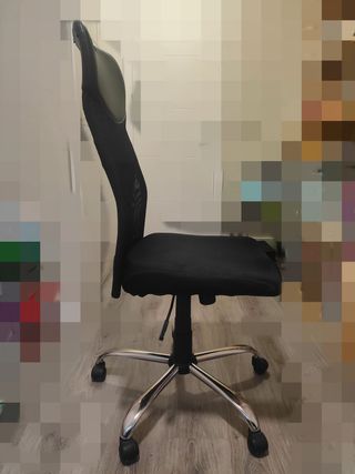 Silla de escritorio ergonómica de alta calidad.