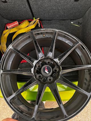 Llantas Japan Racing JR11