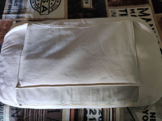 Cojín para cabecero blanco