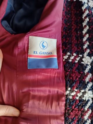 Abrigo mujer, cuadros, lana, burdeos. El Ganso