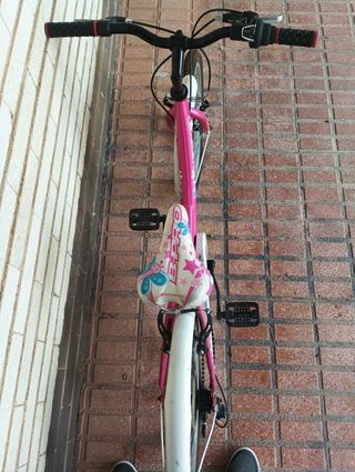Bicicleta infantil rosa