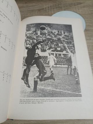 El Mundial De Fútbol: Su  Historia, 1930-1978 (.