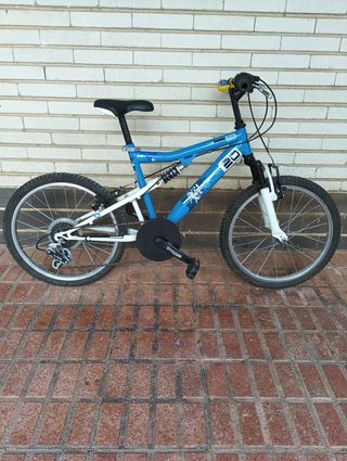 Bicicleta infantil niño