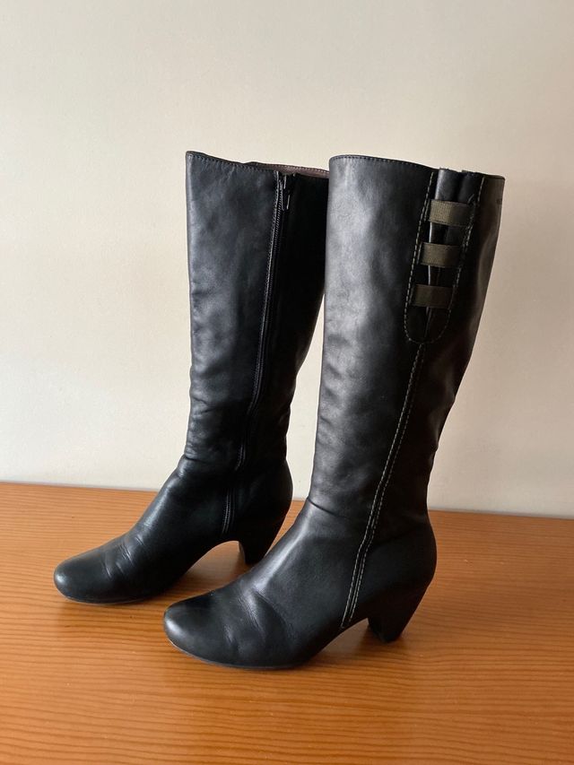 Botas de piel Wonders Talla 37 Negras