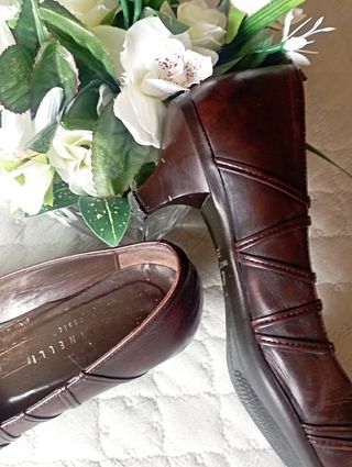 Zapatos de piel Martinelli marrones