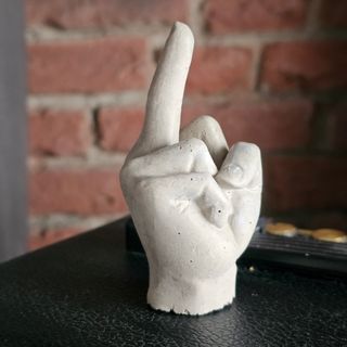 Figura middle finger