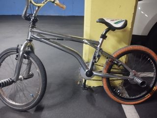 Bicicleta BMX Monty