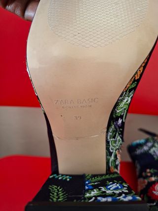 Botines Zara bordados florales