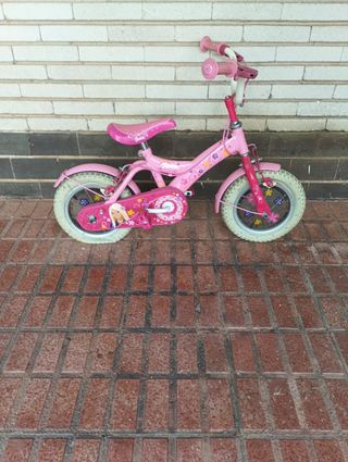 Bicicleta infantil Barbie rosa