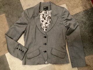 BLAZER CORTO GRIS