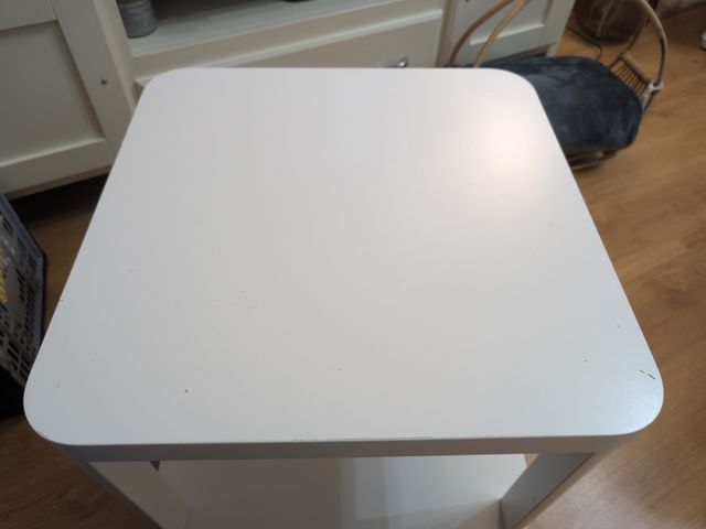 Mesa auxiliar TINGBY Ikea blanca