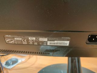 Pantalla Asus Negra