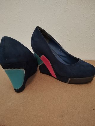 Zapatos de cuña azul y rosa talla 37