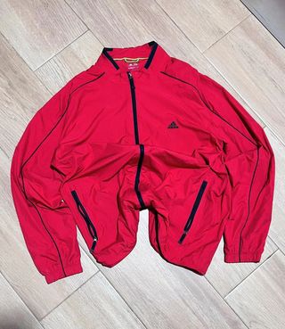 Chaqueta cortavientos Adidas ClimaProof Roja