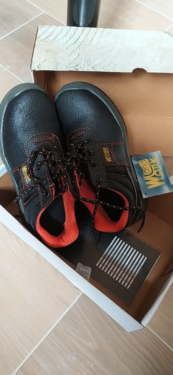 Regalo y zapatos de Seguridad Work and Work Negr