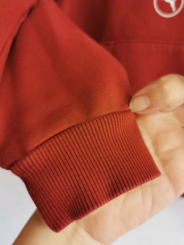 Sudadera Puma de niño talla 13-14 años.