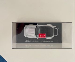 Porsche 911 Turbo Cabrio Hamleys 1:43
