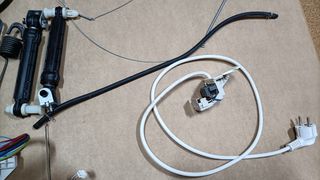 Recambios lavadora Indesit BWE 81284X