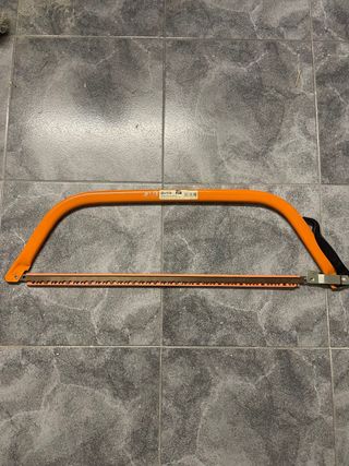 Serrucho de arco naranja