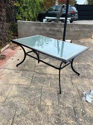 Mesa de jardín cristal y metal