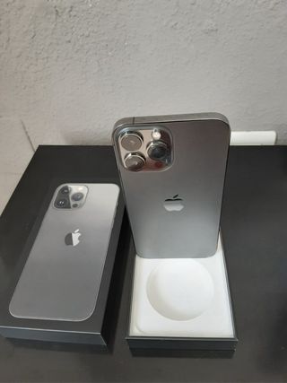 iPhone 13 Pro Max 256GB Gris + AirPods