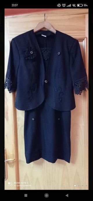 Conjunto Vestido y Chaquetilla Negro